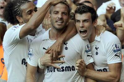 van der Vaart joins Hamburg from Tottenham