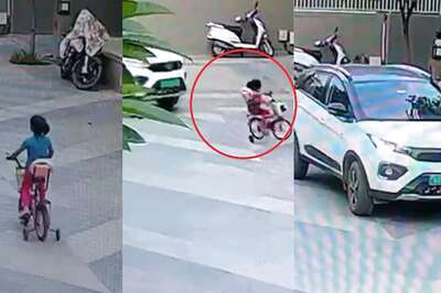 Four-Year-Old Girl In Gujarat Killed In Car Accident Caught on CCTV