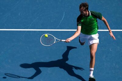 Daniil Medvedev Beats Hubert Hurkacz in Five Sets to Enter Australian Open Semi-finals