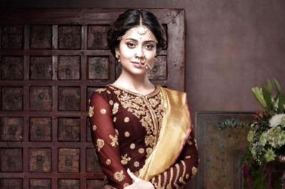 Shriya Saran Is Elegance Personified In Golden Kanjivaram Saree; Fans Love It