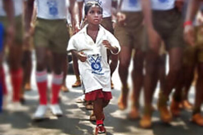 10-year-old girl runs for 12 hours