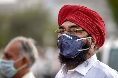 No Respite for Delhiites as Air Quality Nosedives Towards 'Very Poor'