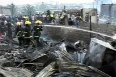 Lanka air strikes end, roads reopened