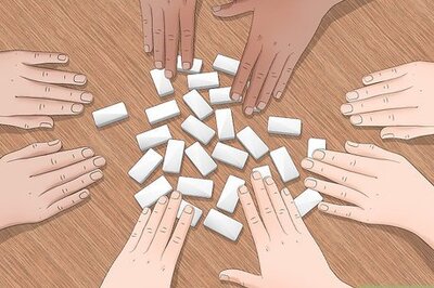 How to Play Dominoes