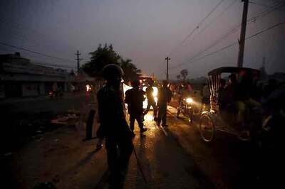 Nepal protesters face tough choice, give up or march on Kathmandu