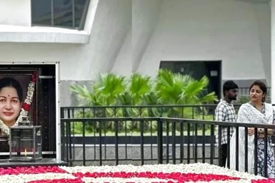 Rachita Ram Visits Ex-Tamil Nadu CM Jayalalithaa's Memorial, Sparks Rumours Of A Biopic