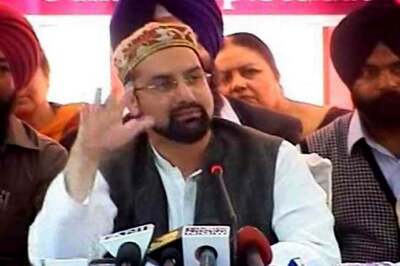 Separatists to Hold Talks With Kashmiri Pandits on Return