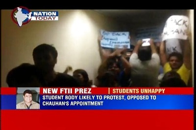 FTII new chairman Gajendra Chauhan asks for a chance after students step up stir