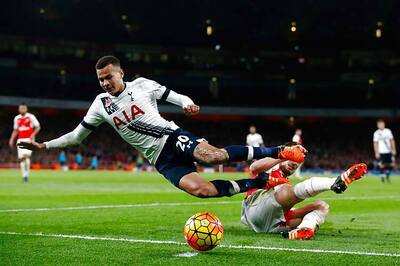 Kieran Gibbs rescues point for Arsenal in 1-1 derby draw vs Tottenham