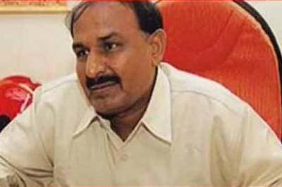 Naroda Patiya case: Babu Bajrangi gets temporary bail