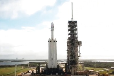 [Watch] SpaceX's Falcon Heavy Completes Static Firing Test; Launch Expected in a Week