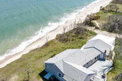 'Life’s Too Short': Interior Designer Purchases Rs 3 Crore Home on the Verge of Collapse