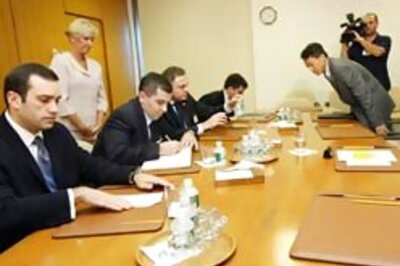 Beware, you could be ill due to your boss' gender