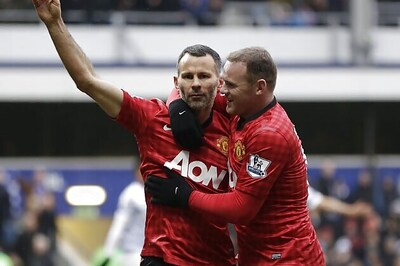 Manchester United go 15-point clear on top with easy win