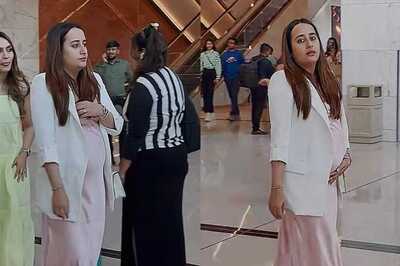 Varun Dhawan’s Wife Natasha Dalal Flaunts Her Baby Bump In Style As She Gets Papped In The City; Watch