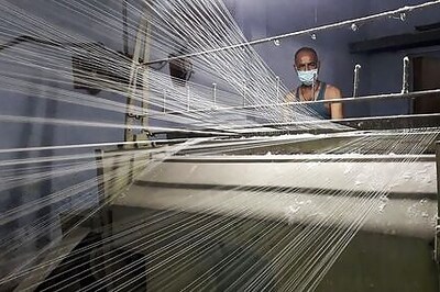 Expert Views: India's Economy Shrinks Record 23.9% Y/y In June Quarter