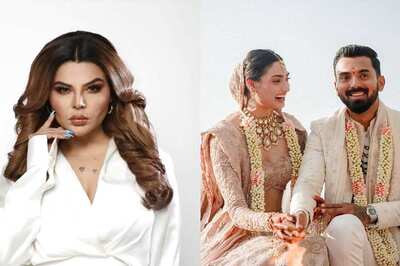 Rakhi Sawant Fails To Recognise KL Rahul, Paparazzi Remind Her 'Suniel Shetty Ke Damaad'