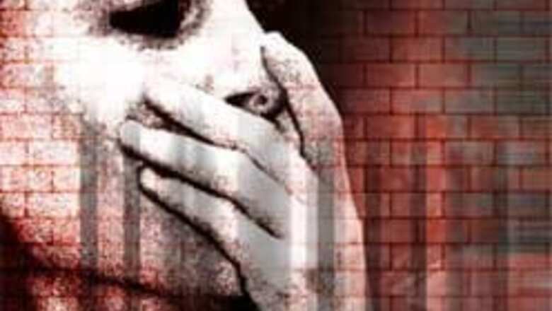 36 Delhi cops booked in bribery cases