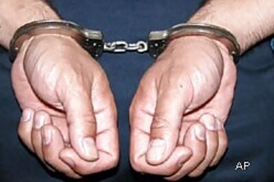 14 arrested in anti-terrorism raids in UK