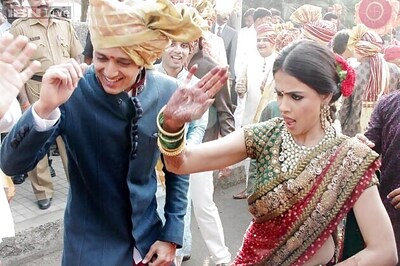 Genelia D'Souza, Bipasha Basu, Neha Dhupia extend birthday wishes to Riteish Deshmukh