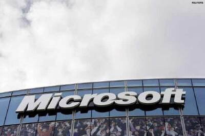 Microsoft readies new phone launch