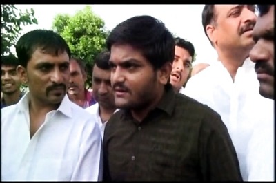 Was offered Rs 1,200 crore, plum position to withdraw quota stir, alleges Hardik Patel