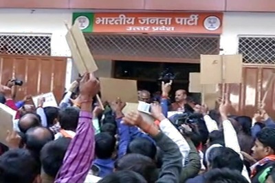 BJP Workers Storm Lucknow Party Office; Gherao UP Chief Keshav Maurya