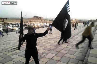 Islamic State in Syria abducts at least 90 Christians