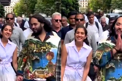 Newlyweds Anant Ambani, Radhika Merchant Walk Hand-in-Hand in Paris, Greet Crowd With Namaste | Watch