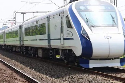 Delhi-Varanasi Vande Bharat Express Suffers Jammed Wheels, 'Flat Tyre'; Passengers Shifted to Shatabdi