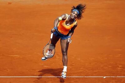 Serena Williams reaches 3rd round at French Open
