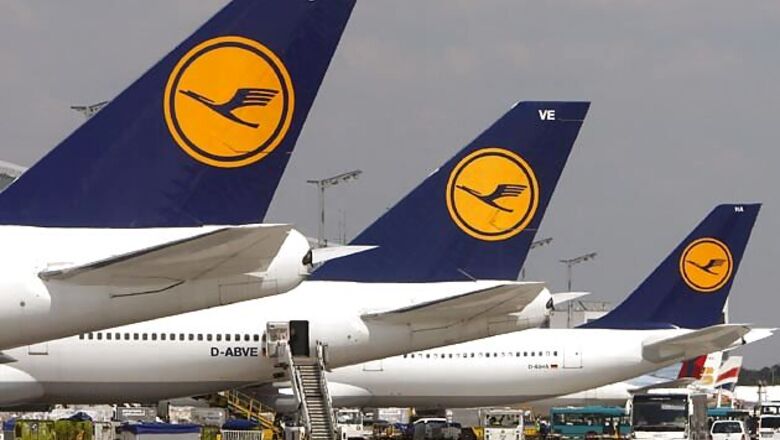 Lufthansa cancels 900 flights due to strike