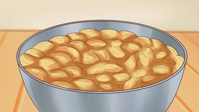 How to Make Almond Milk With a Juicer