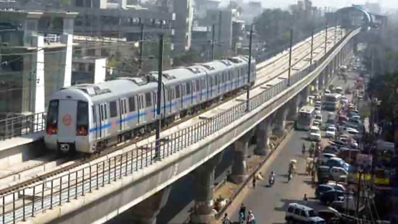 Odd-even plan: Delhi Metro decides on 70 additional trips daily