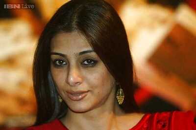 Tabu discharged from hospital, resumes work on the sets of 'Haider'