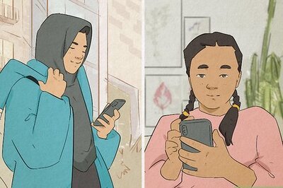 What Does the ???????? Big Eye Emoji Mean?