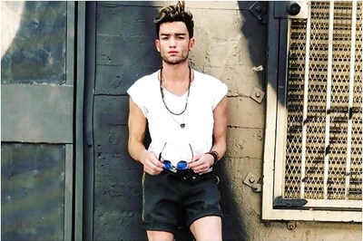 Chris Trousdale, Ex-Member of Boy Band DreamStreet, Dies of Covid-19 Complications at 34