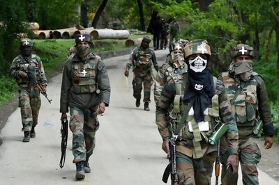 2 Militants Killed as Gunfight Breaks Out with Security Forces in South Kashmir's Shopian