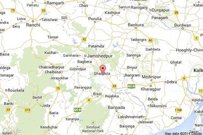 Showcause notice issued to BJP candidate Bidyut Baran Mahato for distributing money in Punasia Village