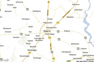 Three cops, five others injured as cylinder catches fire