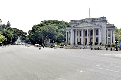 Karnataka Ministers to Donate One Year's Salary for Covid-19 Relief Work as State Battles Pandemic