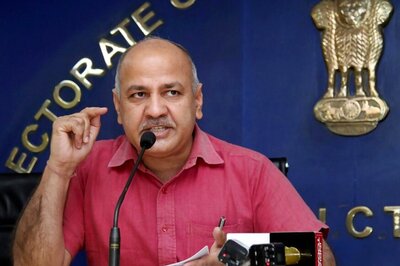 'Central Govt-media Working 24 Hours': Manish Sisodia's Dig at Rhea Chakraborty Coverage