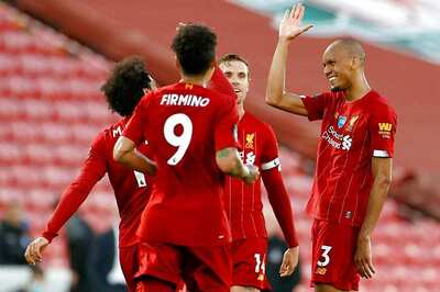 Liverpool Close in on Premier League Glory; Anthony Martial Fires Manchester United to 3-0 Win