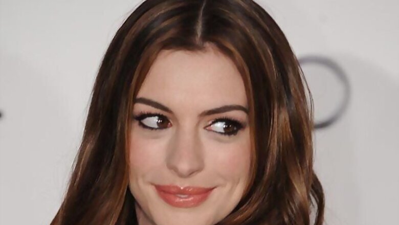 Dead fish makes Anne Hathaway conscious