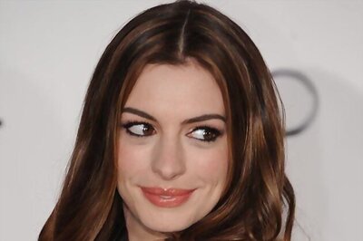 Dead fish makes Anne Hathaway conscious