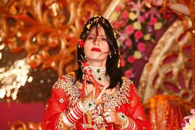 Self-styled godwoman Radhe Maa reaches Mumbai; to depose before police in harassment case on Monday