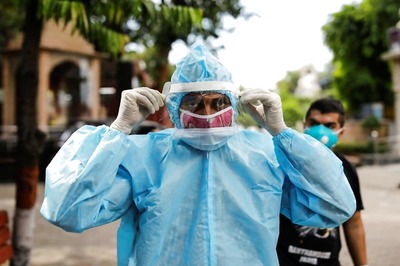 Ban on Export of PPE Kits, Hydroxychloroquine, Sanitiser and Masks Lifted as Domestic Production Rises