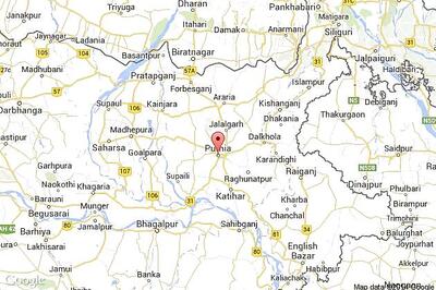 Three killed as truck rams into autorickshaw near Haldabazar