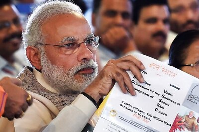 PM Modi Evaluates 13 BJP CMs, Asks Them to Stay Sharp on Social Media
