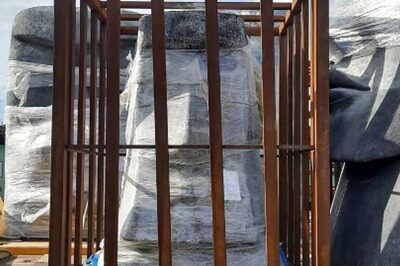 Thai Cops Seize 200 Kg of Crystal Meth Hidden in Replica Easter Island Statue